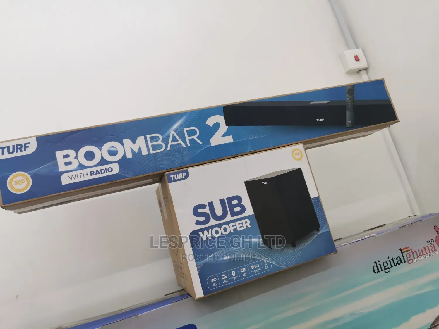 Designed Boombar With Radio