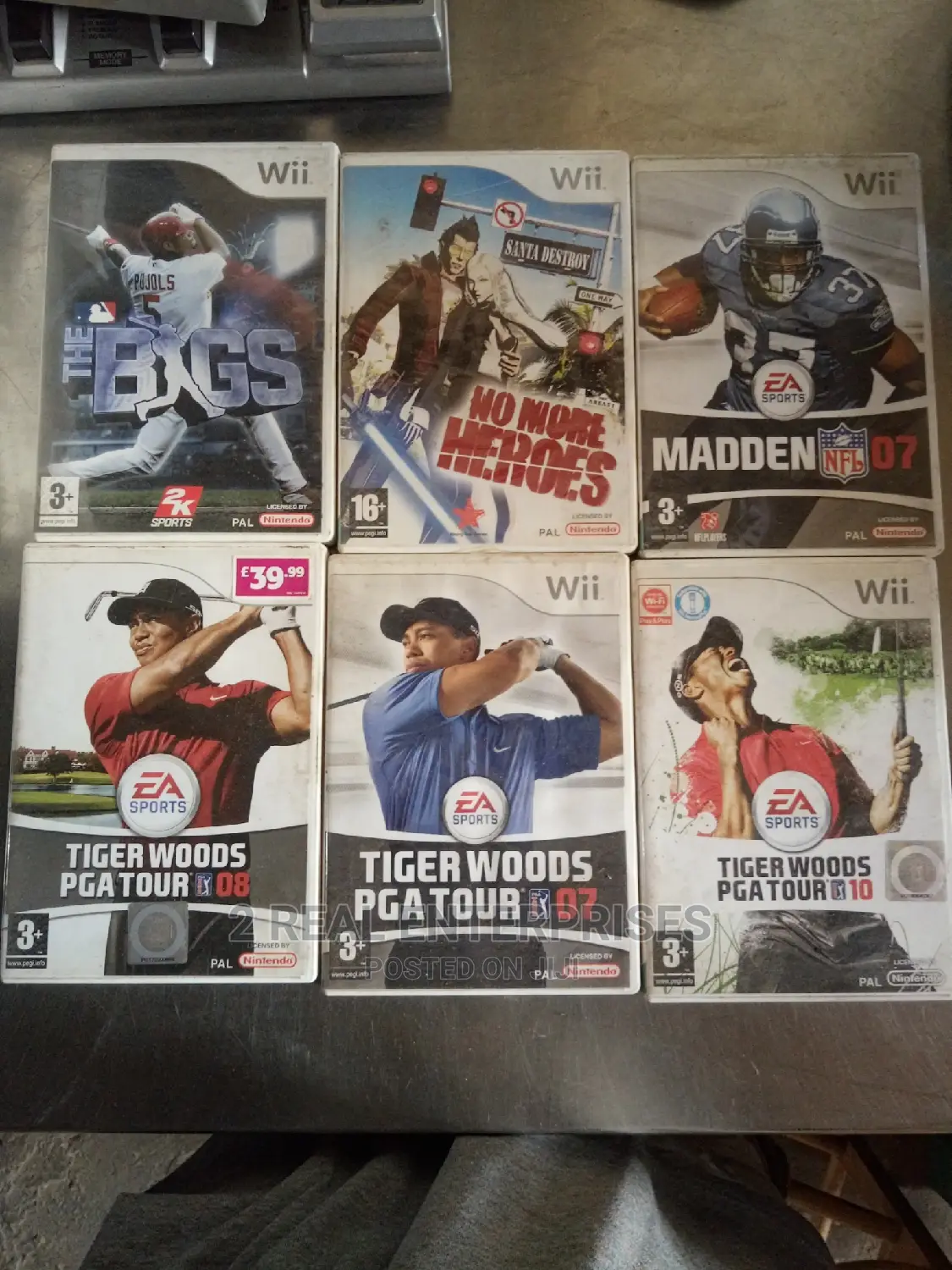 The Bags and Tiger Woods Tour Nintendo Wii Games
