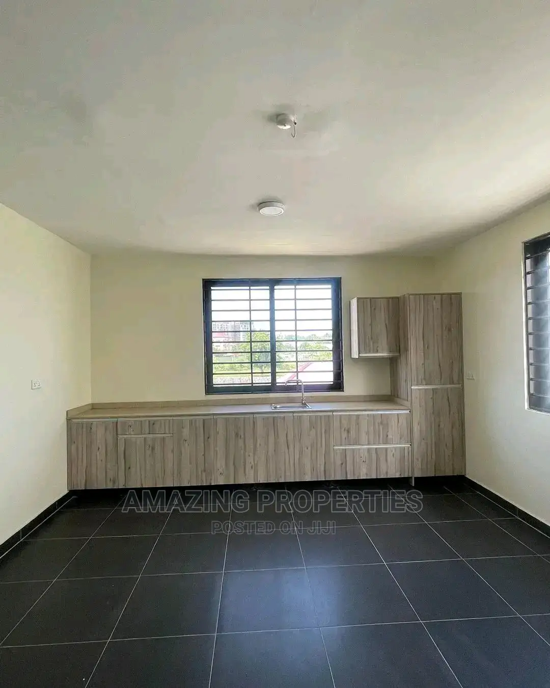 Fantastic Office Space Available for Rent at Dzowulu