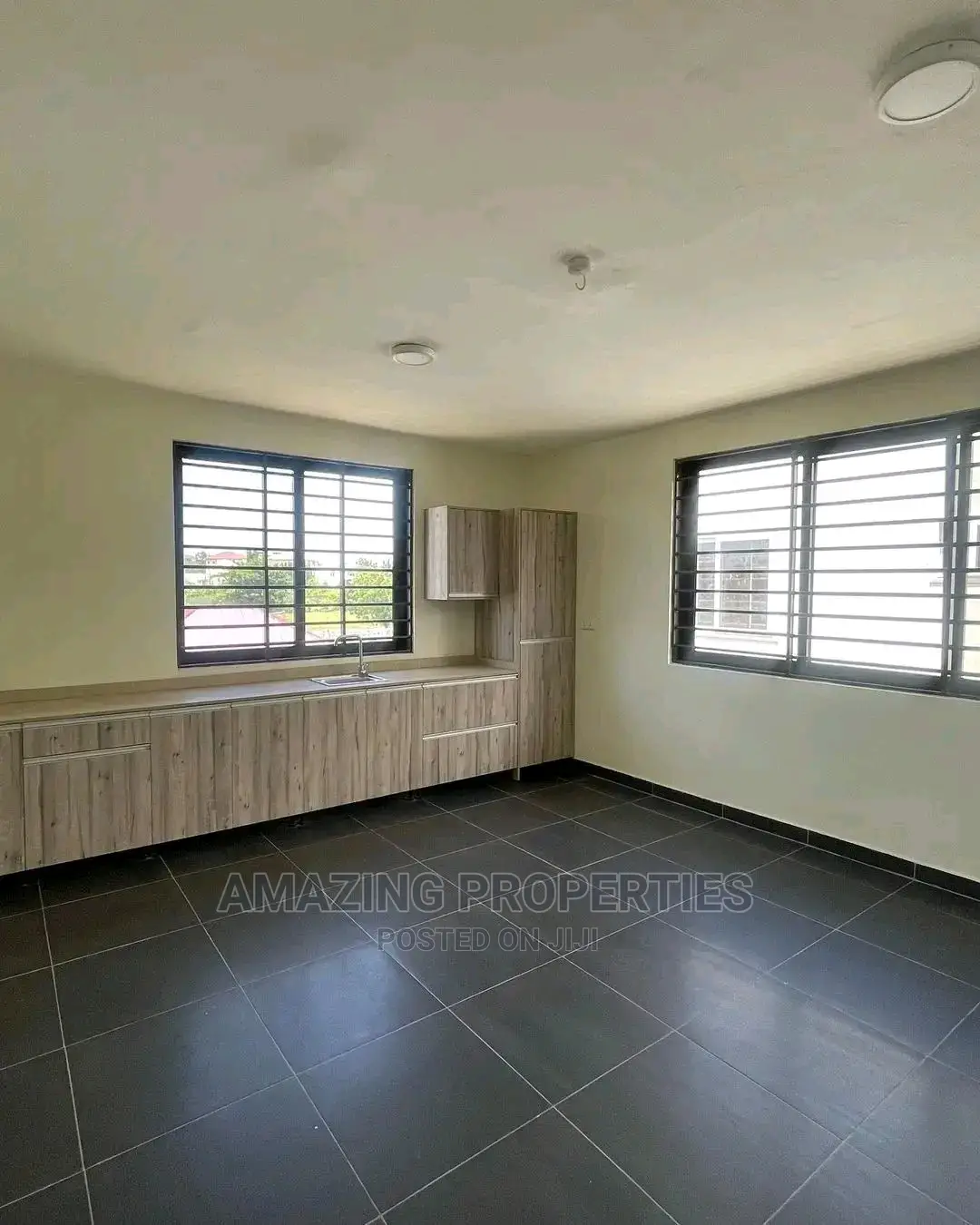 Fantastic Office Space Available for Rent at Dzowulu