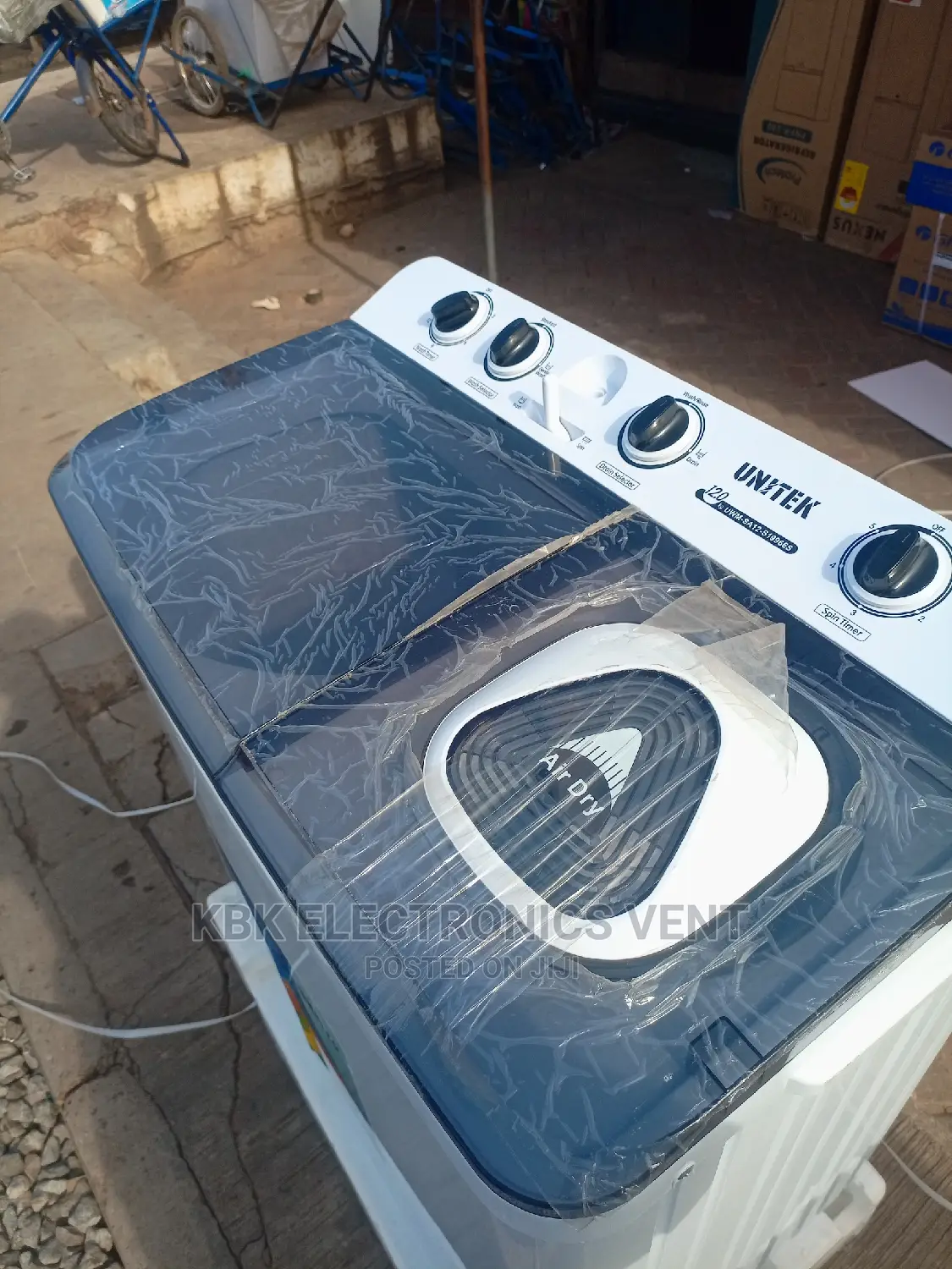 UNITEK 12KG Twin Tub Washing Machine
