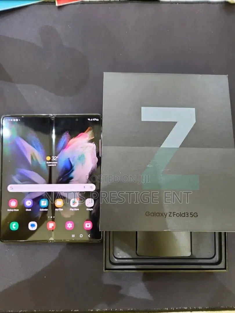 New Samsung Galaxy Z Fold 2 256 GB Black