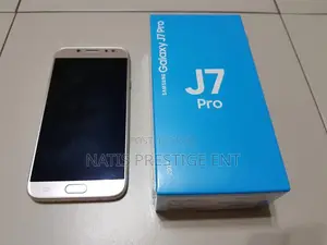 New Samsung Galaxy J7 Pro 32 GB Gold