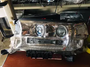 Landcruiser 200 Headlight