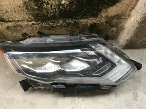 Rogue Sport 17 Headlight Right
