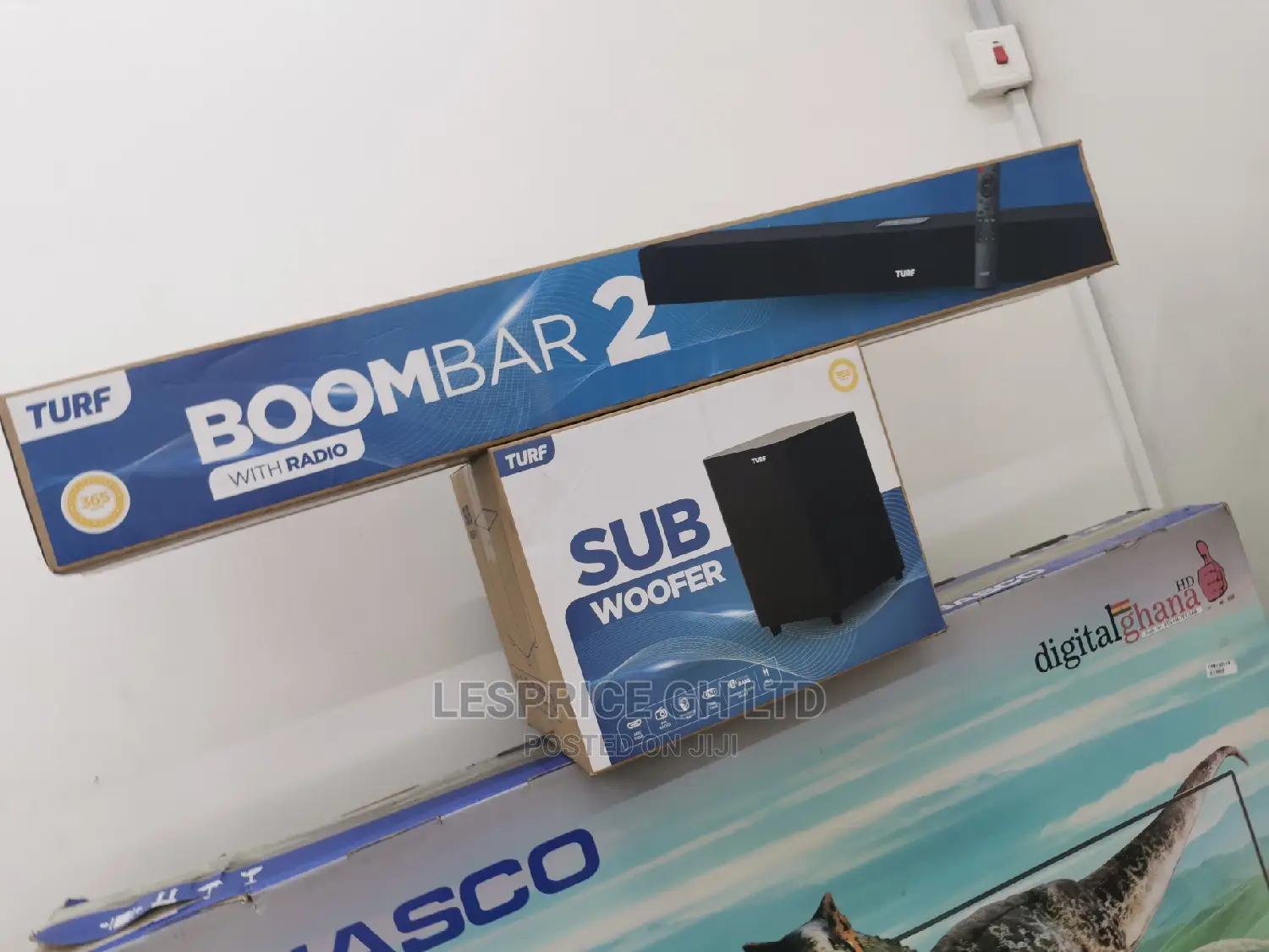 Sealed Turf Boombar With Radio
