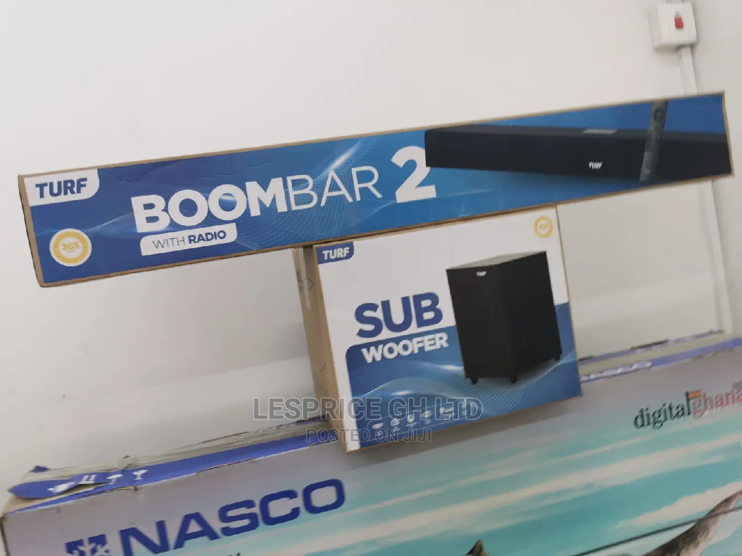 Great Turf Boombar With Radio