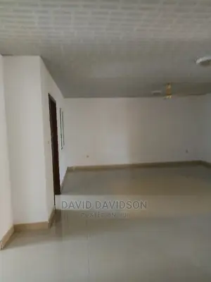 3bdrm Mansion in Executive 3 Bedroom, Tema Metropolitan for rent