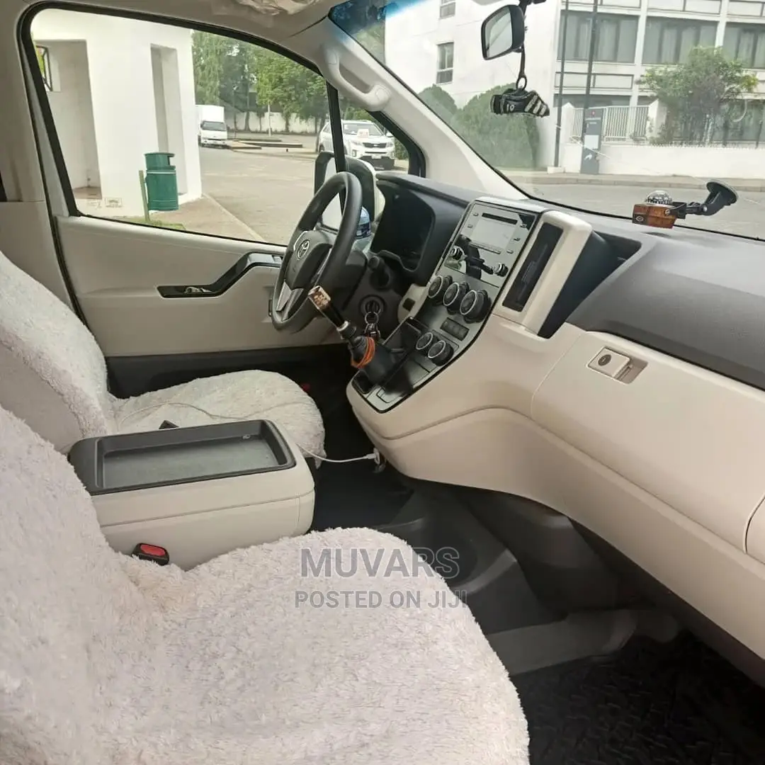 Car Rental. Toyota Hiace Bus for Hiring