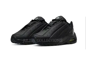 Nike Sneaker