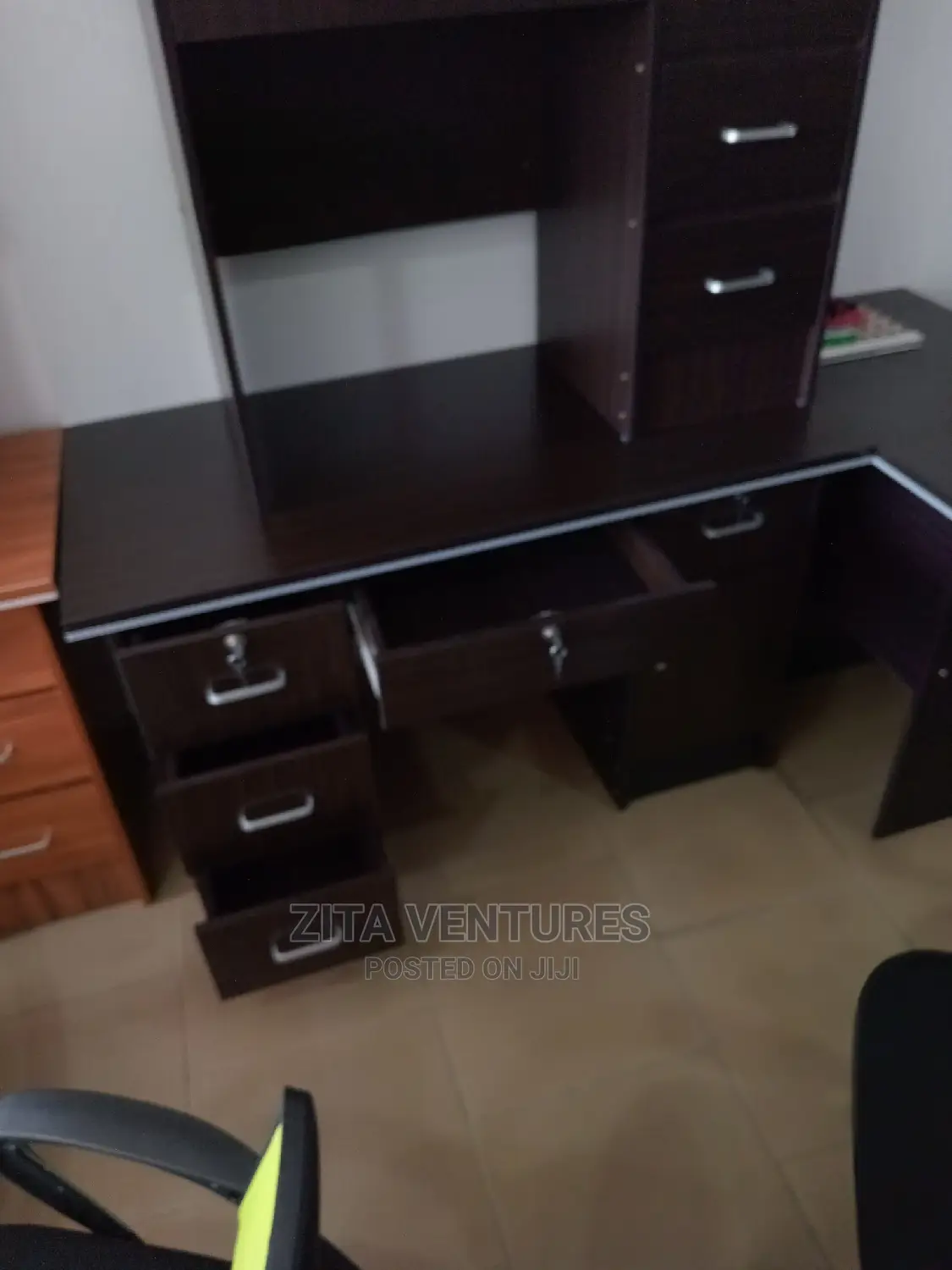 Worker's Table