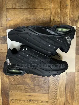 Nike Sneaker