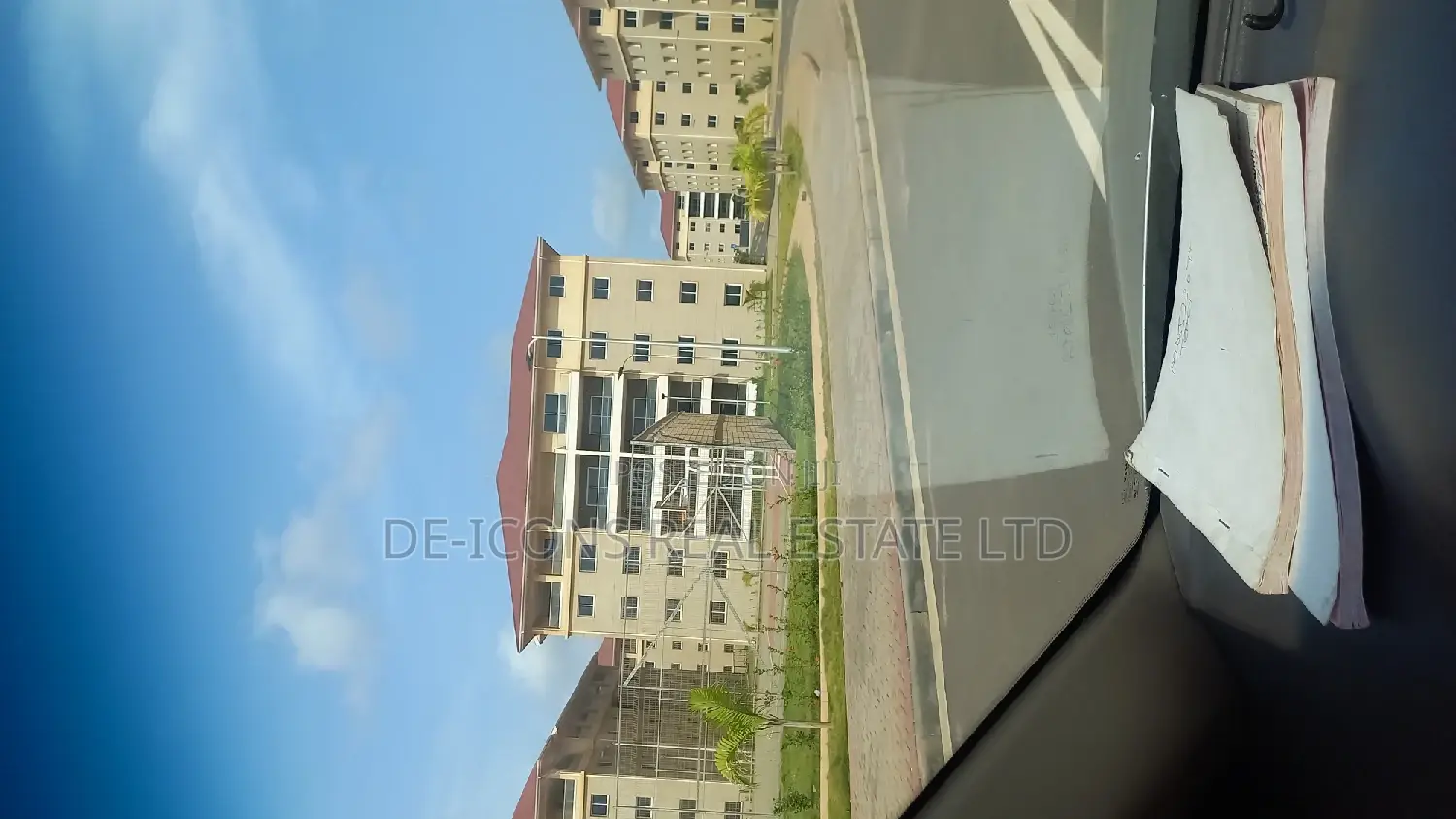2bdrm Duplex in De-Icons Real Estate, Ga South Municipal for Sale