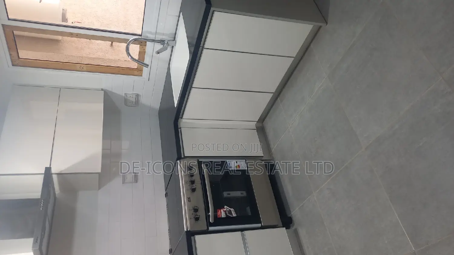 2bdrm Duplex in De-Icons Real Estate, Ga South Municipal for Sale