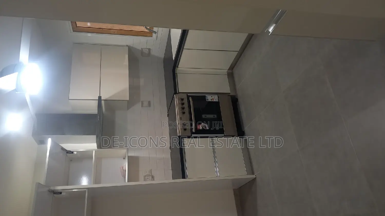 2bdrm Duplex in De-Icons Real Estate, Ga South Municipal for Sale