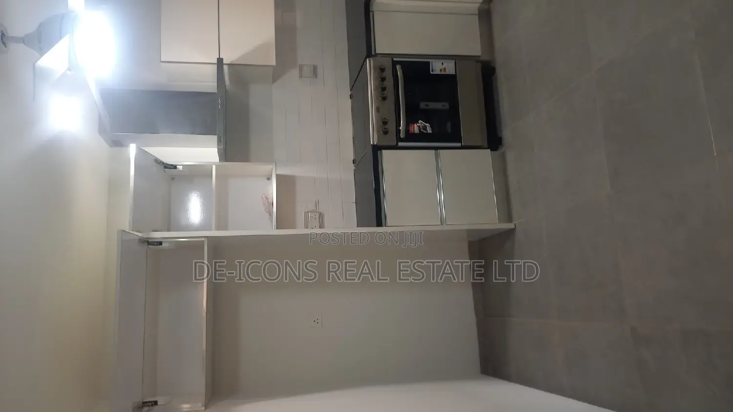 2bdrm Duplex in De-Icons Real Estate, Ga South Municipal for Sale