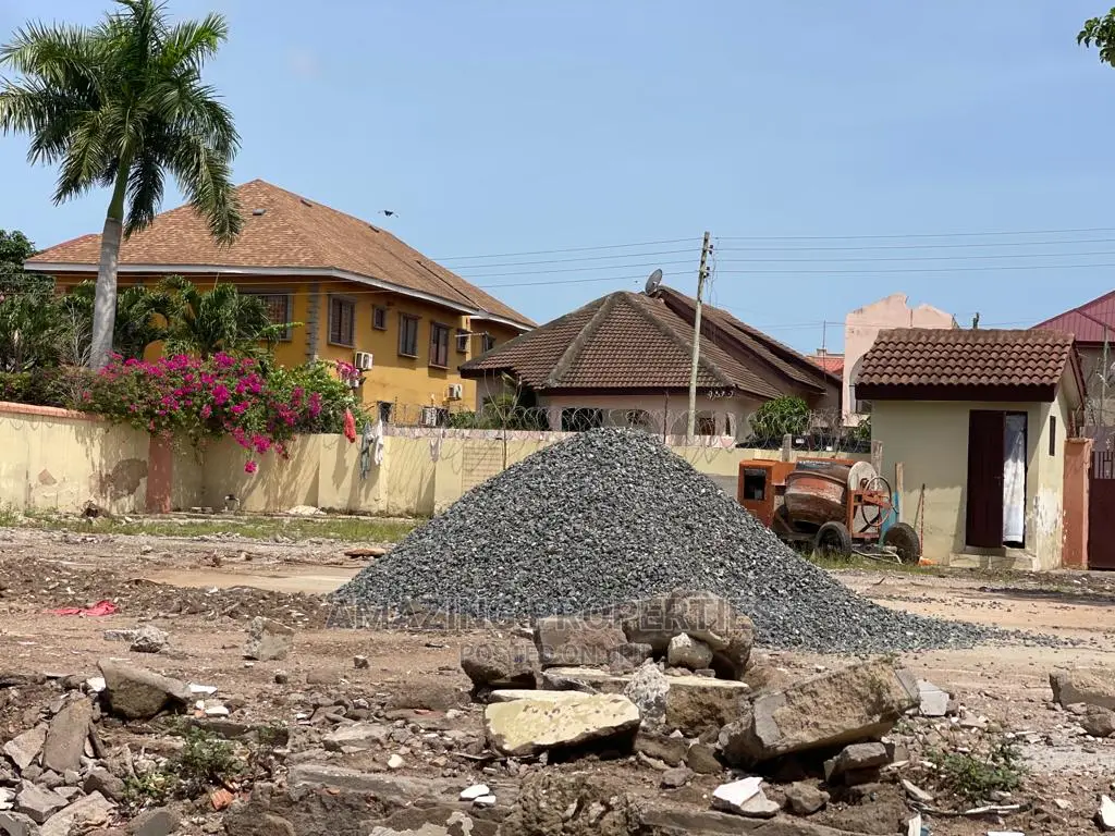 1 Plot of Roadside Land Available for Sale at Dzorwulu