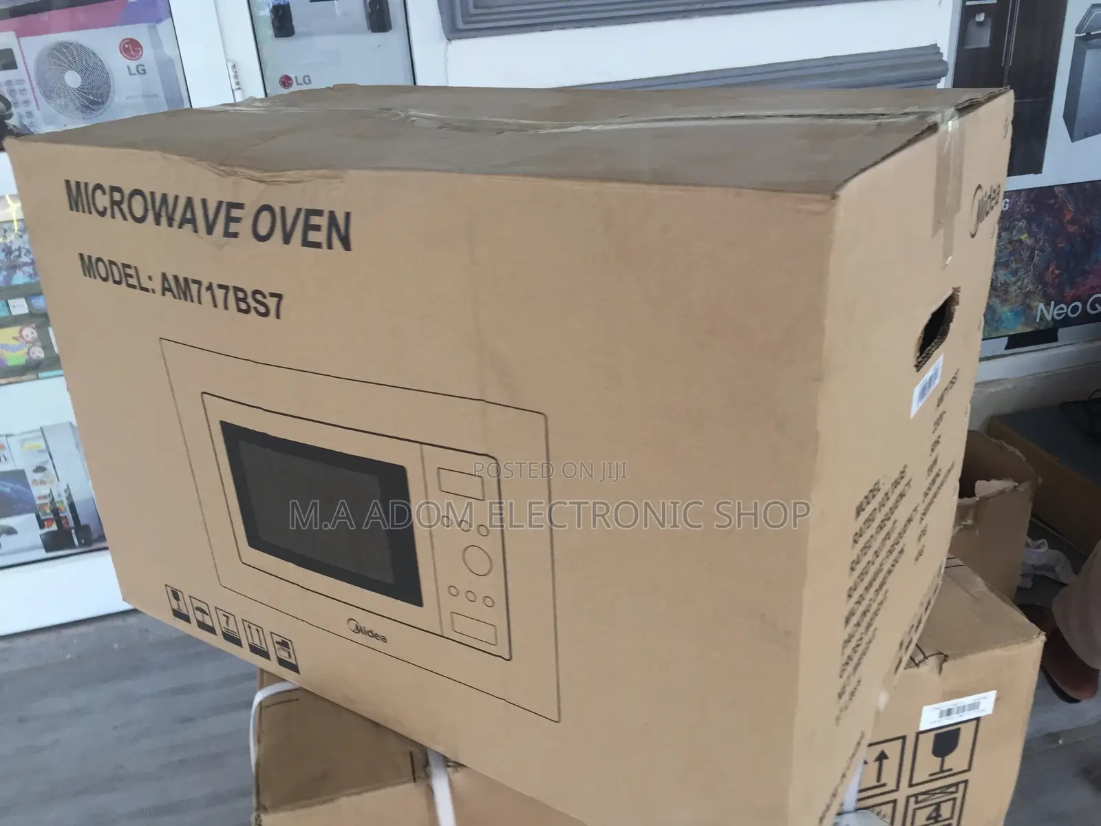The Available Midea 17 LTRS Stainlesssteelmicrowave AM717BS7