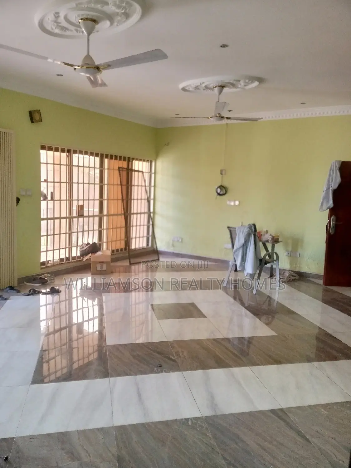 5bdrm House in Community 20 Estate, Spintex for rent