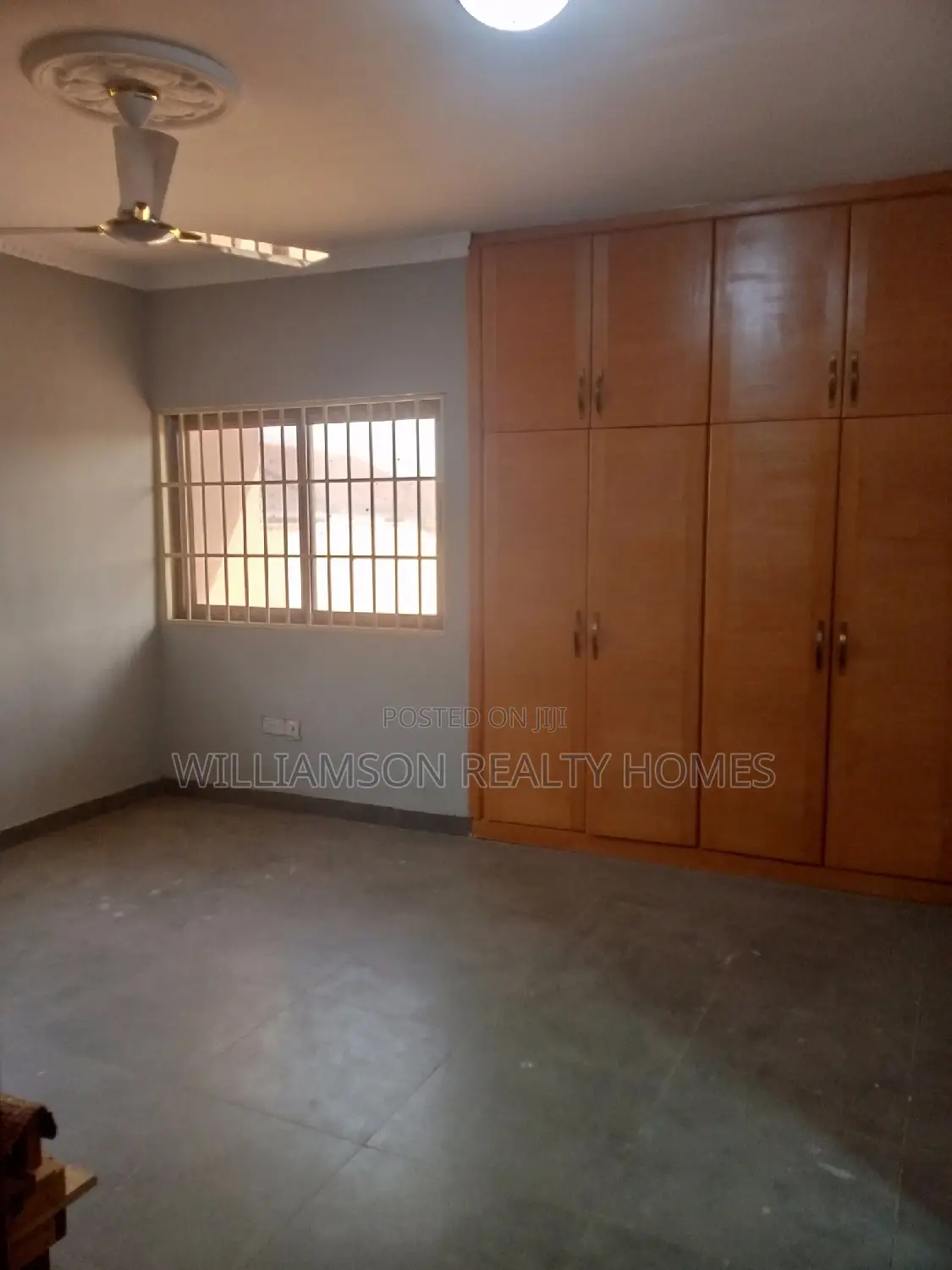 5bdrm House in Community 20 Estate, Spintex for rent