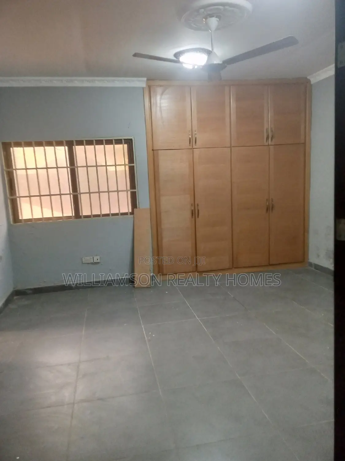 5bdrm House in Community 20 Estate, Spintex for rent