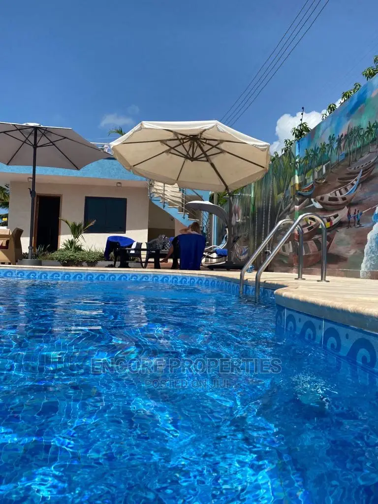 Furnished 4bdrm Townhouse / Terrace in Encore Properties, Kasoa