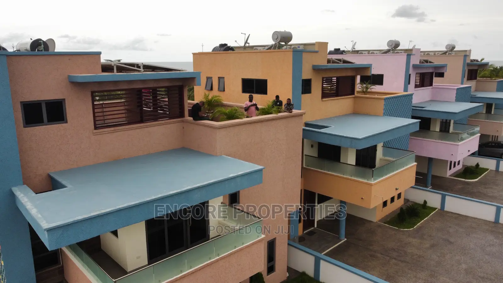 Furnished 4bdrm Townhouse / Terrace in Encore Properties, Kasoa
