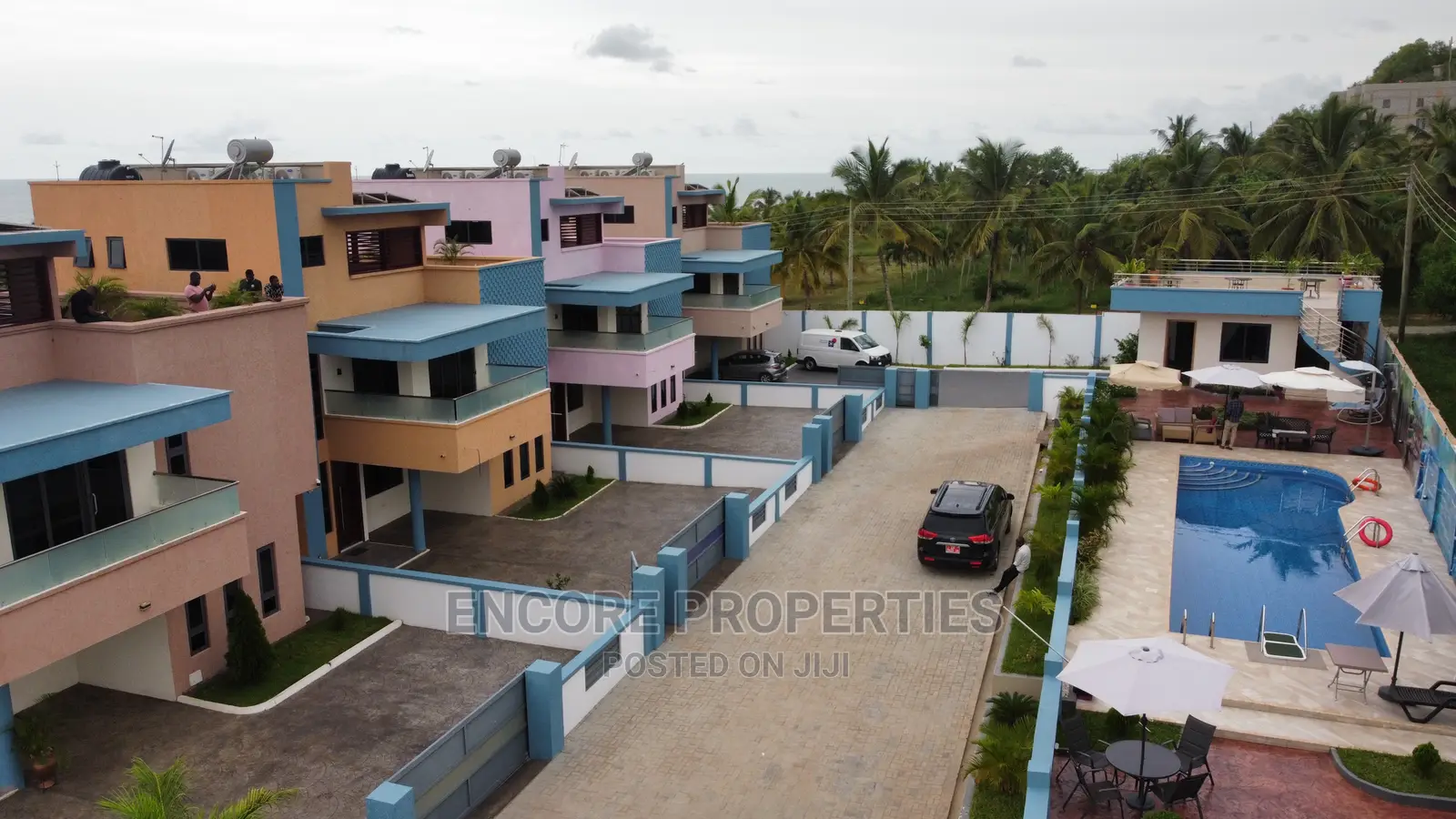 Furnished 4bdrm Townhouse / Terrace in Encore Properties, Kasoa