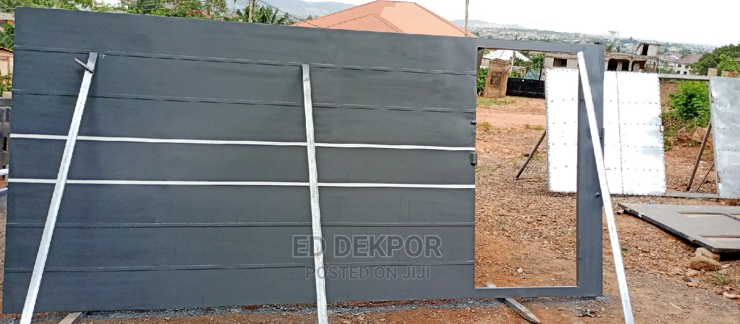 White Design Gate