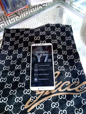 Huawei Y7 Prime 64 GB Gold