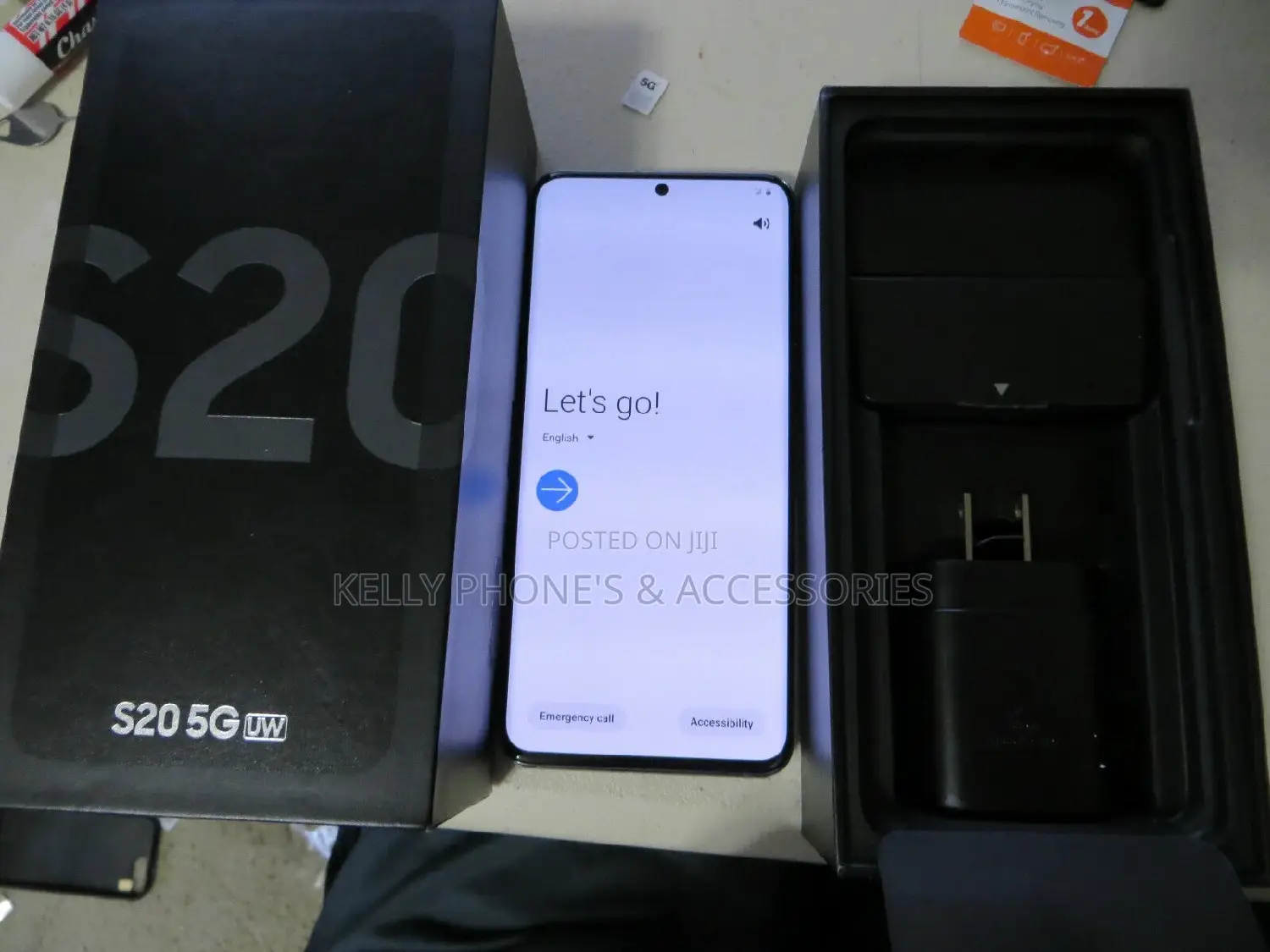 New Samsung Galaxy S20 128 GB Black