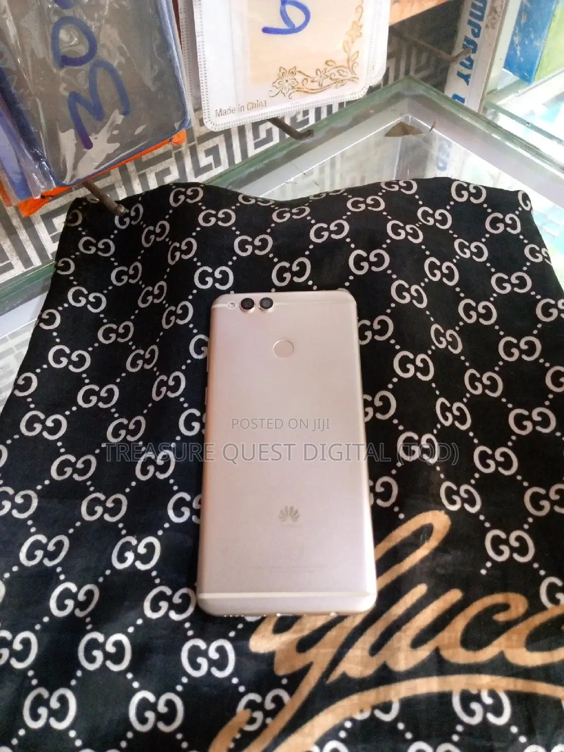 Huawei Y9 128 GB Gold