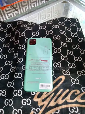 Huawei Y5p 32 GB Gold
