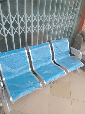Non Stacking Lmetal Chair