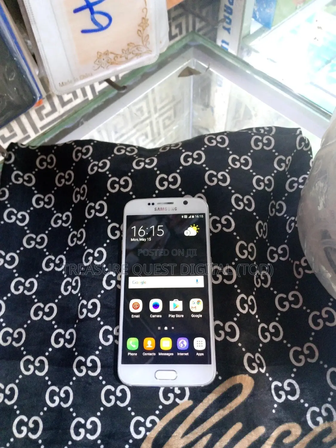 New Samsung Galaxy S6 32 GB White
