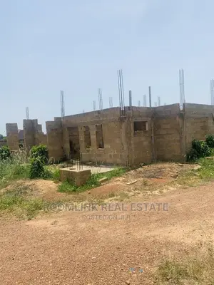 Five Bedroom Mansion, Sunyani Municipal For Sale