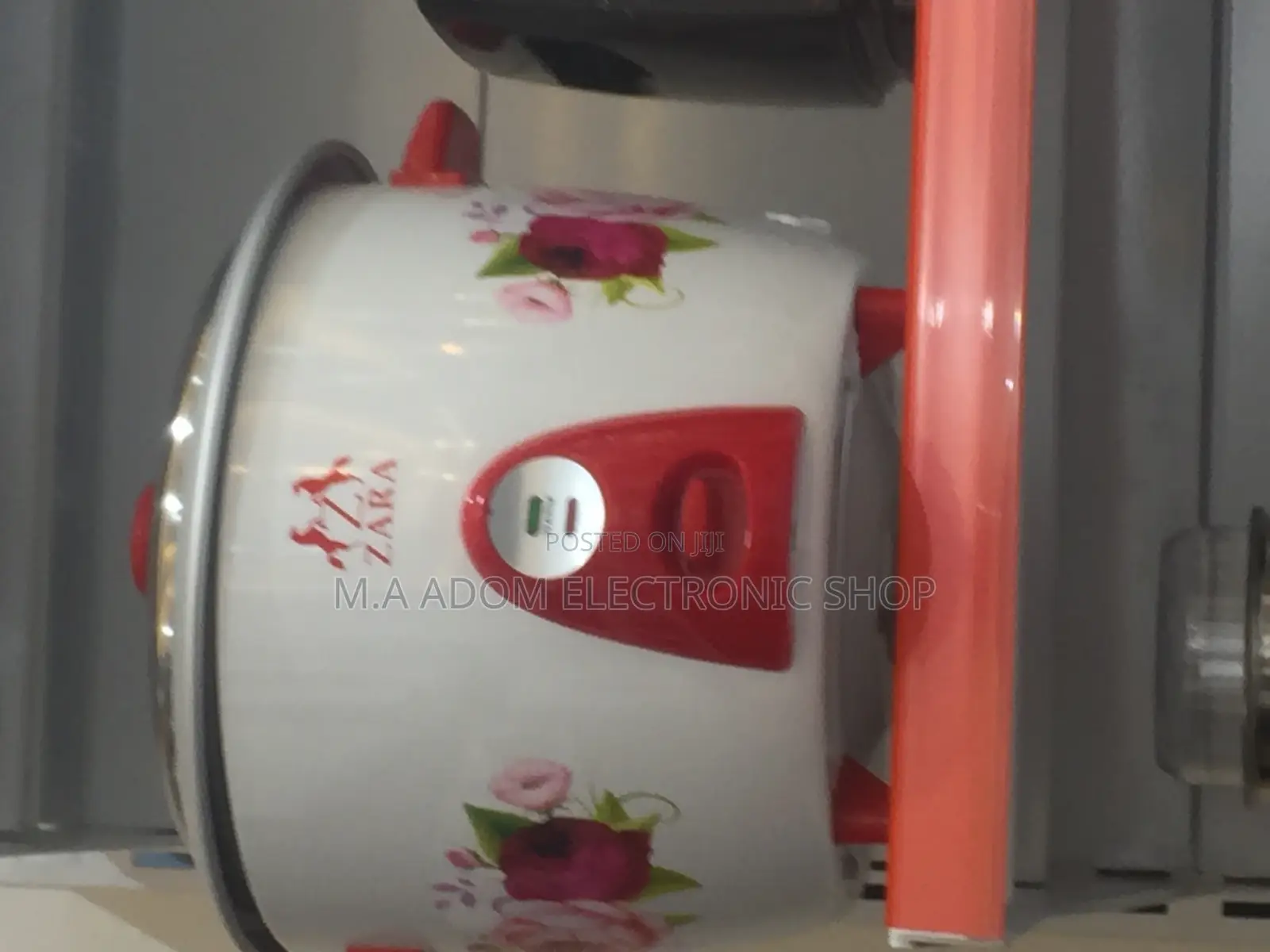 Durable Zara Rice Cooker 900W 2.2L