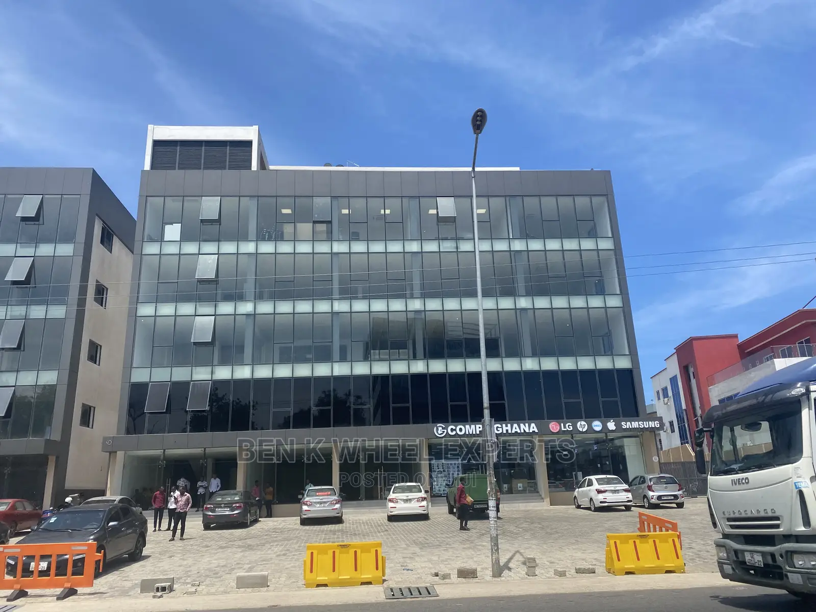 Offices Glass Tinted