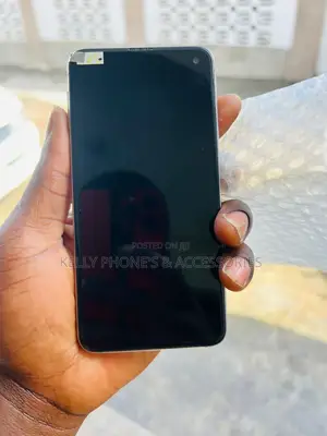 Samsung Galaxy S10e 128 GB White