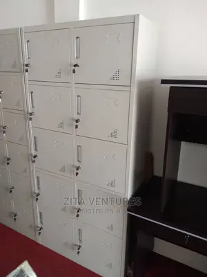 10 Doors Cabinet