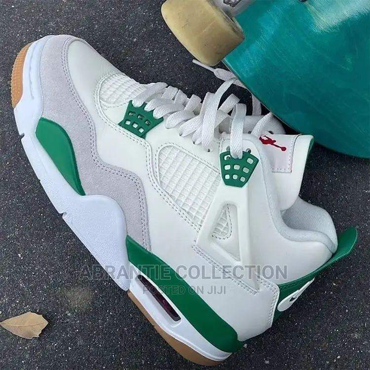Air Jordan 4 SB Pine Green