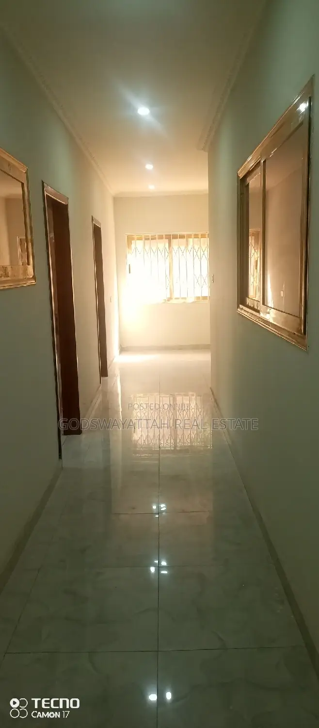 3bdrm House in East Legon for Rent