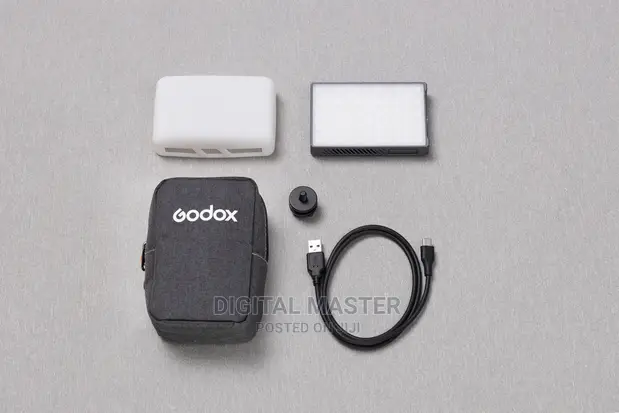 Godox C5R Knowled Lumière RGB Créative - Batterie 3000mAh, 39 Effets FX, Contrôle APP