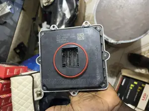 Range Rover Headlight Charger