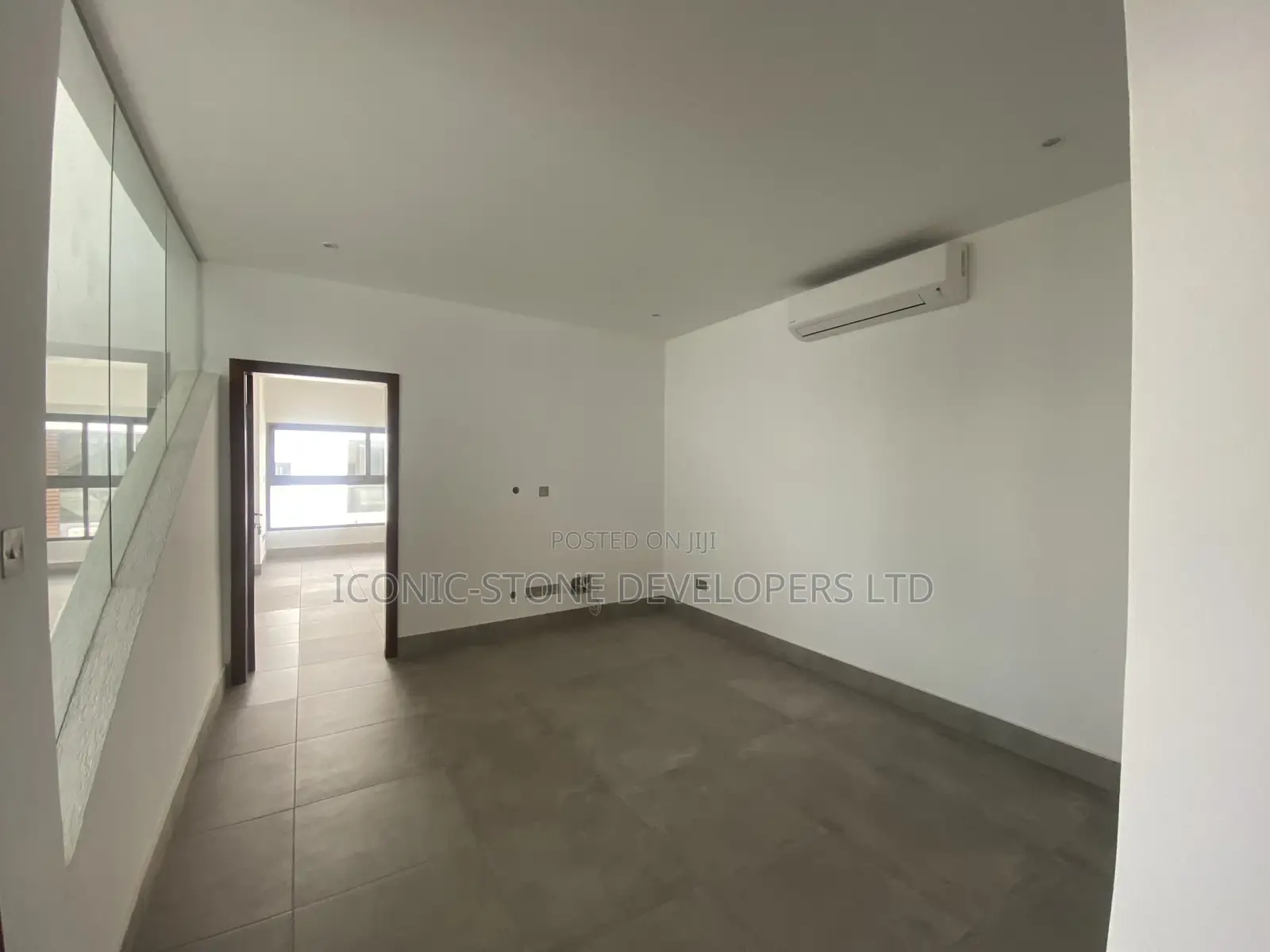 4bdrm Townhouse / Terrace in Cantonments for rent
