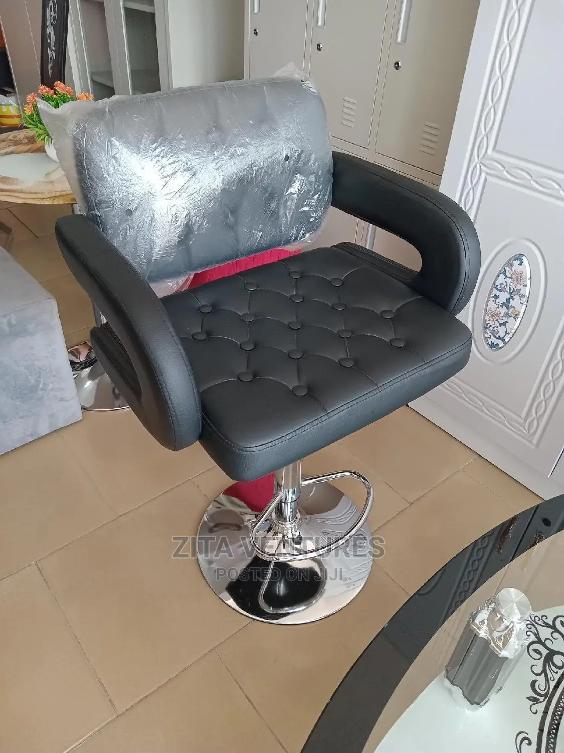 Black Bar Chair