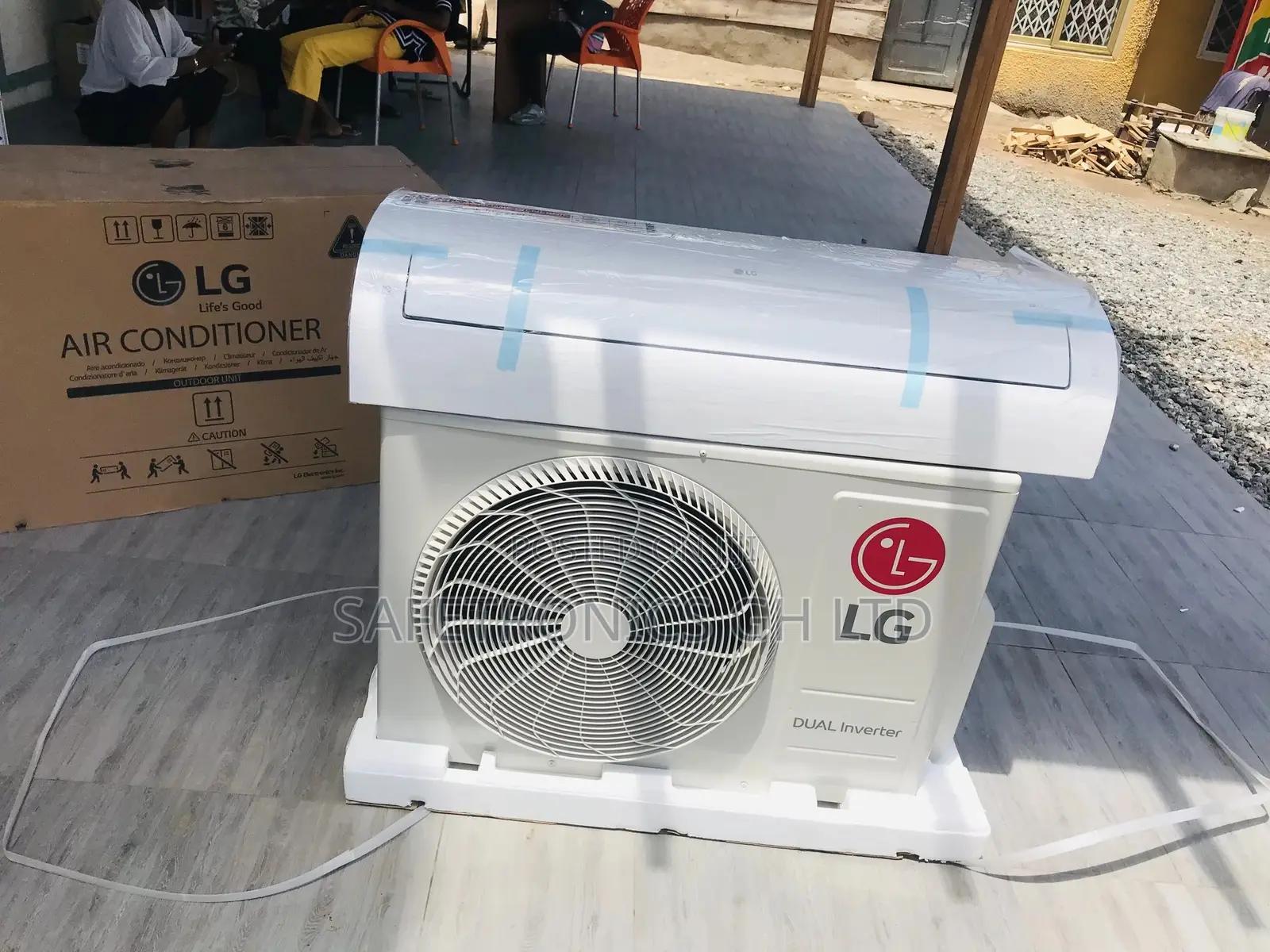 Quality LG Dualcool Inverter AC 2.5hp (S4-Q24k2rtd)