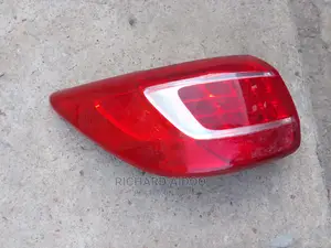 Kia Sportage 2012 Taillight Available