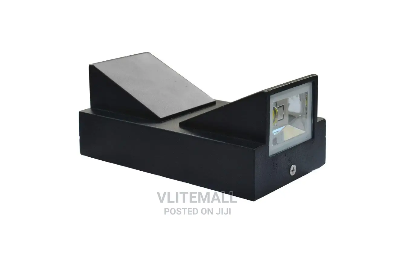 LED Outdoor Wall Lamp