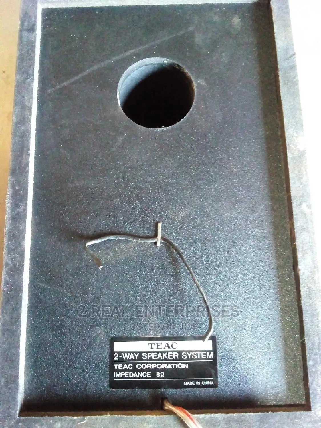 TEAC Two Way Speaker System 8 Ohms